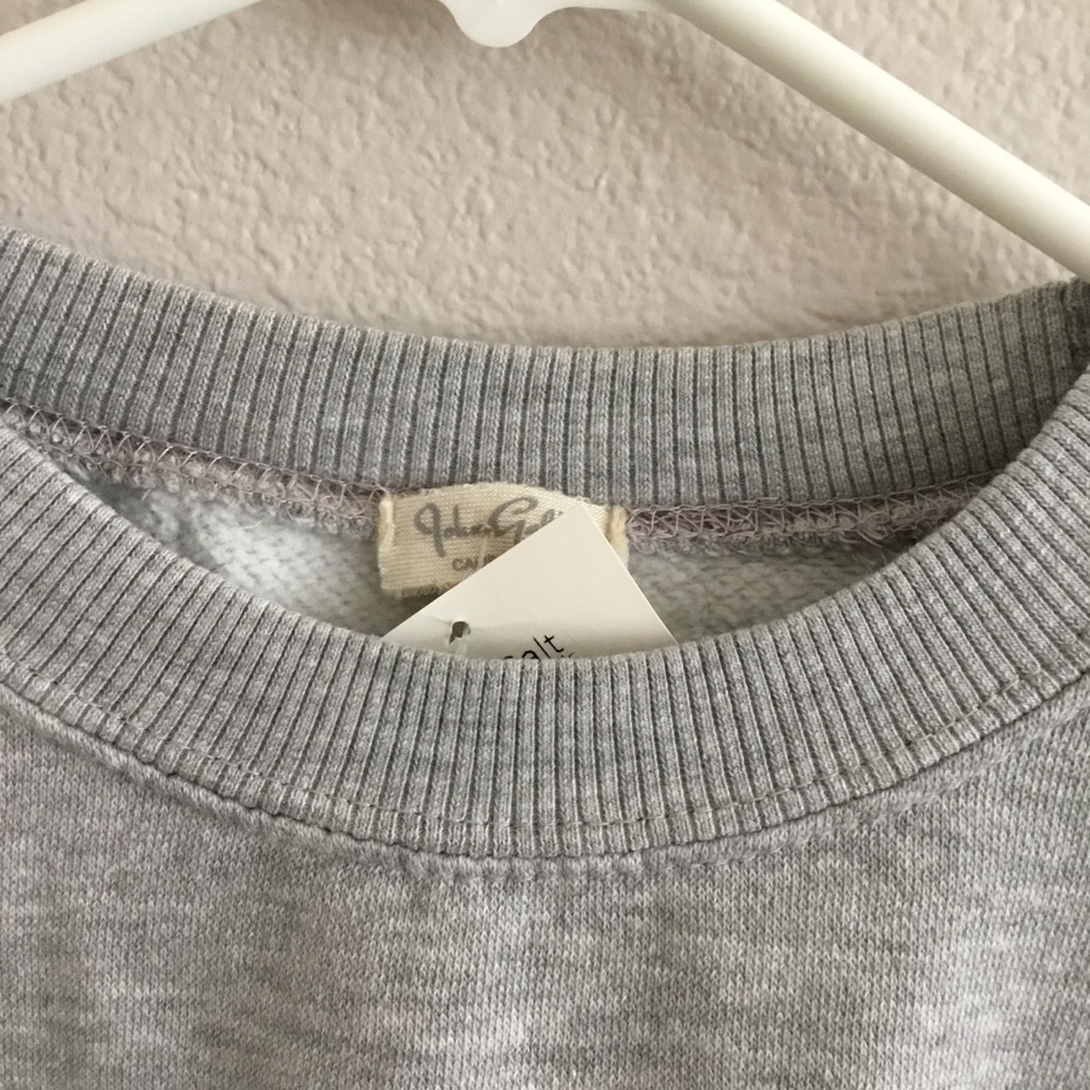 Brandy Melville California Sweater - Picture 3 of 3
